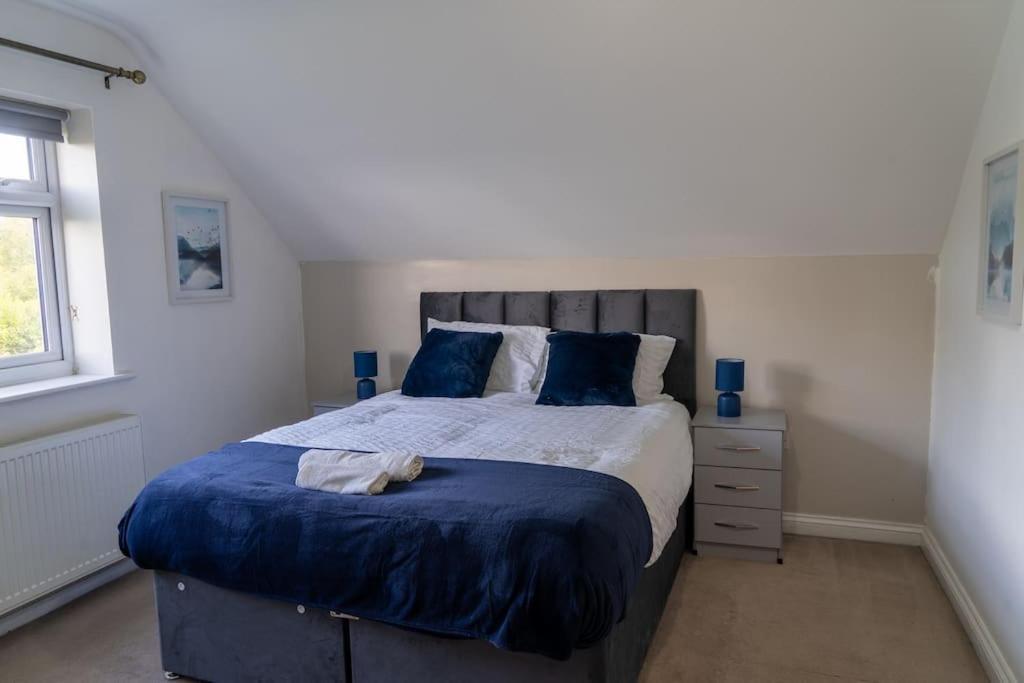 Spacious 15 Guest Home With 9 Beds In Shirley Solihull Eksteriør bilde